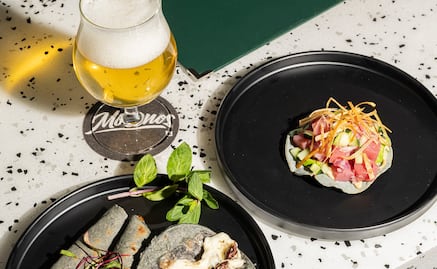 Botanas para compartir y cerveza artesanal en Morenos Tap Room Escandón