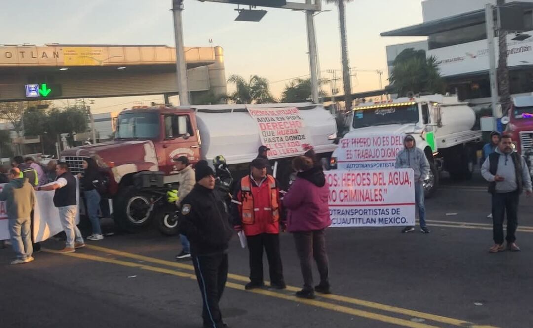 Megabloqueo de piperos en el Valle de México provoca afectaciones viales: rutas alternas para evitar el tráfico. Foto: Gisela González