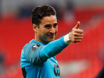 Standard de Ochoa doblega el invicto de Club Brujas