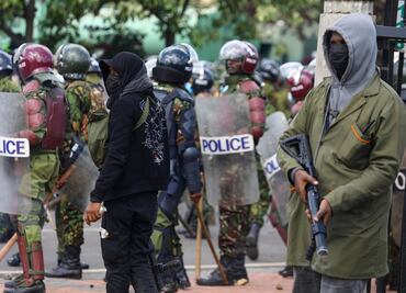 Protestas Kenia: policía dispara munición real y gases lacrimógenos contra manifestantes en Nairobi
