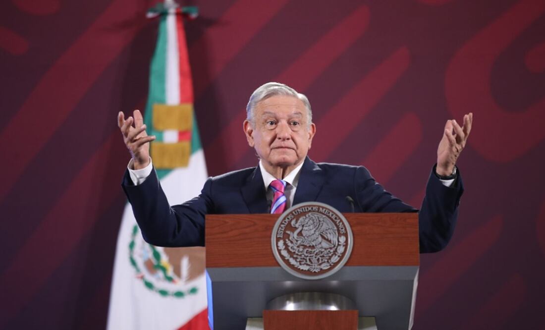 El presidente Andrés Manuel López Obrador dijo que a 17 días del proceso para elegir a la nueva coordinadora o coordinador en defensa de la transformación no ha habido problemas porque las seis corcholatas, no le quitan el tiempo, pues se han portado muy bien. Foto: Germán Espinosa