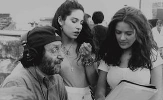 Salma Hayek y Tiaré Scanda confirman que la belleza noventera no caduca