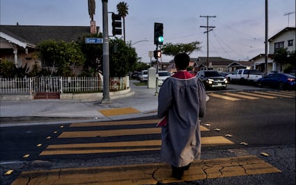 FOTOS: Redadas migratorias de Trump siembran terror en graduaciones escolares de EU
