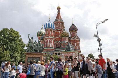 Rusia contempla aumentar impuestos para seguir financiando su ofensiva contra Ucrania