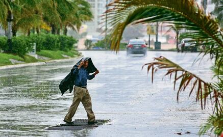 Clima México 3 de julio: Tormenta tropical Flossie pierde fuerza; onda tropical número 8 provocará lluvias en varios estados