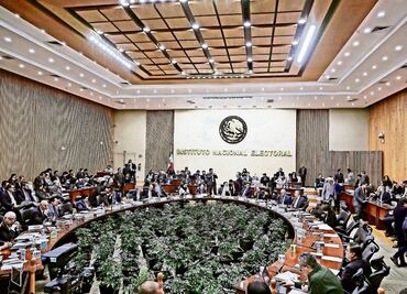 Prevé INE 29.6 mdp en teléfonos para conteos