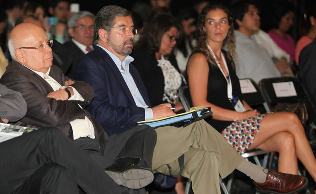 Debe haber momentos de encuentro entre los medios: De la Fuente