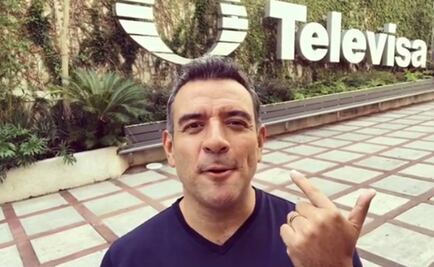 Héctor Sandarti se despide de Televisa