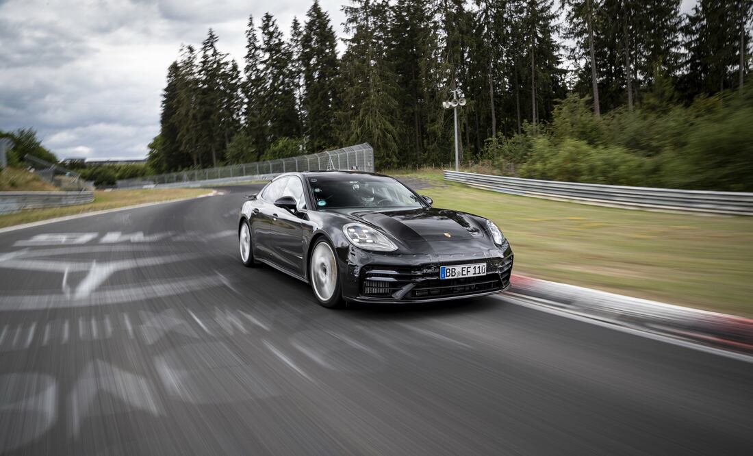 El nuevo Porsche Panamera rompe récord en Nürburgring por más de 13 segundos