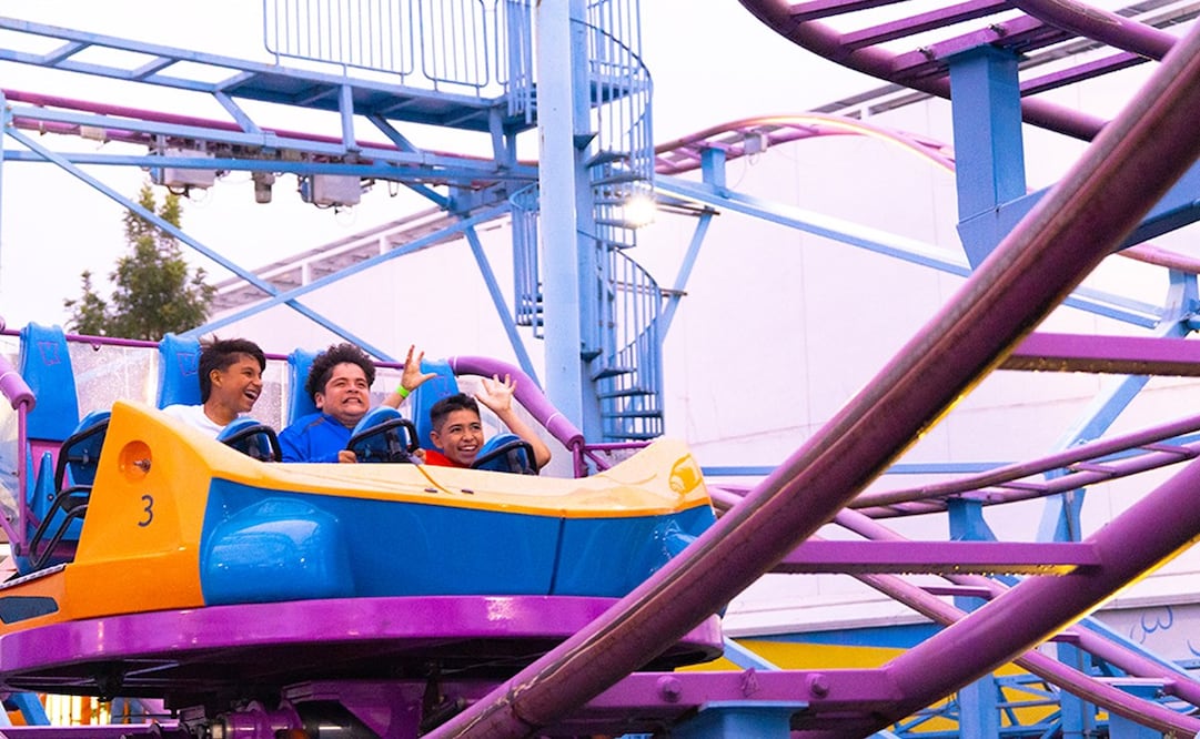 En este parque de diversiones, las vistas, los gritos y las selfies crean una experiencia única. Foto: Facebook Kataplum