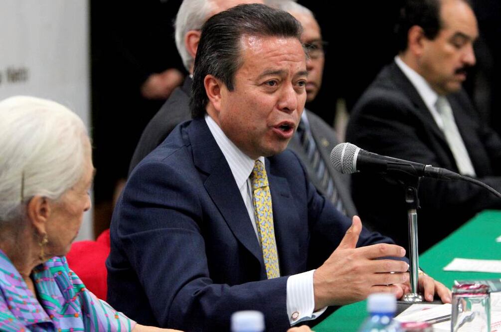 Camacho Quiroz subrayó que no se debe olvidar a los partidos políticos como entes que dieron pie a la creación de las candidaturas independientes (ARCHIVO EL UNIVERSAL)