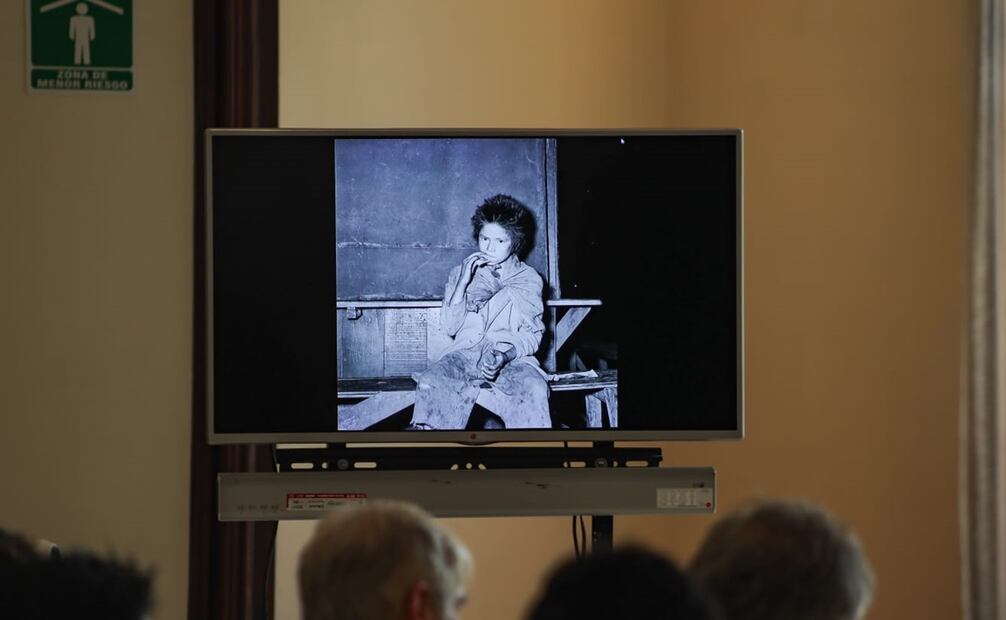 En la foto Héctor García, hijo del fotógrafo Héctor García Cobo. Fotos: Hugo Salvador/EL UNIVERSAL.