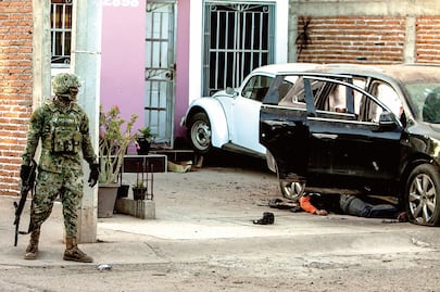 “Fue una madrugada de horror, sólo oíamos balas”: Sinaloa