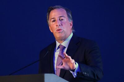 Advierte Meade de peligro de caer en falso debate sobre la deuda