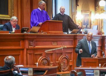 Carolina del Sur debate retiro de bandera confederada