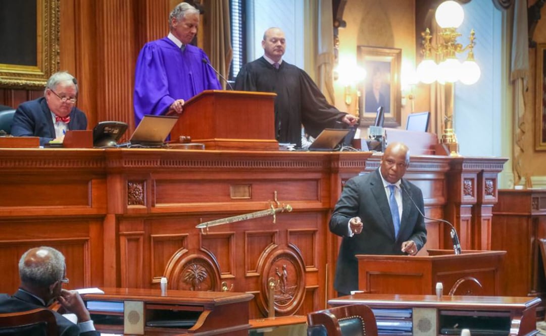 Sólo resta un voto final, aunque la eliminación de la bandera está virtualmente asegurada en la cámara alta Foto: AP