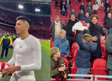 Edson Álvarez regala su jersey a niño aficionado del Ajax