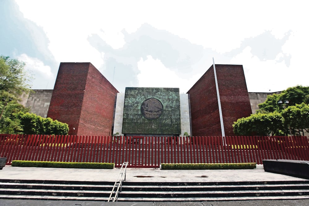 La prestación para compra “de pavo” estaba estipulada para los trabajadores de base y sindicalizados, pero se les otorgaba a todos los empleados de San Lázaro. (ARCHIVO EL UNIVERSAL)