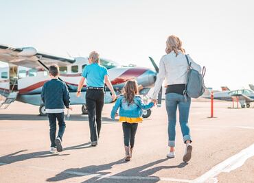 Trucos para no pagar maleta en el avión