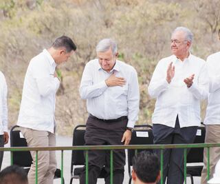 AMLO advierte crisis económica por coronavirus