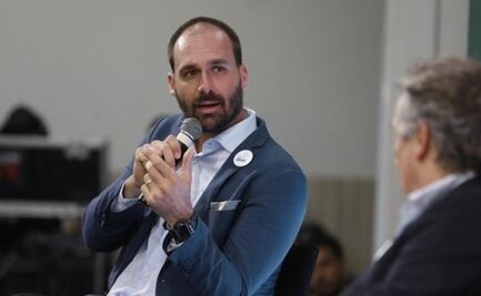 Hijo de Bolsonaro se declara admirador de Djokovic por defender el derecho a no vacunarse