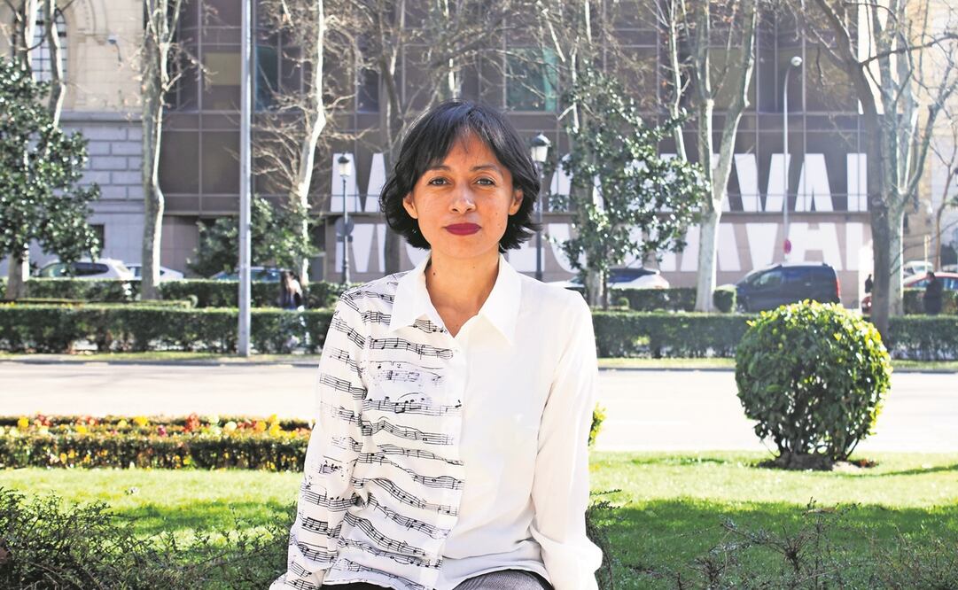 La novelista Brenda Navarro ha trabajado como redactora, guionista, periodista cultural, y publicado cuento y poesía; actualmente dicta talleres y cursos con diversas temáticas de su interés. Foto: Noelia Olbés Mendaño