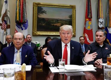 Trump apela decisión del juez que suspendió su veto migratorio