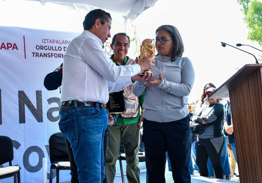 Esta mañana, Aleida Alavez y Giovani Gutiérrez Aguilar, supervisaron los trabajos que realizan en coordinación con dependencias de los gobiernos de la Ciudad de México y federal. Foto: Especial