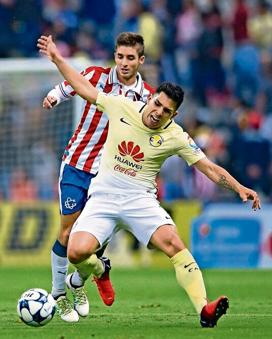 Amplia cobertura en la semifinal copera entre Águilas y Chivas (ERNESTO PÉREZ M. IMAGO7)