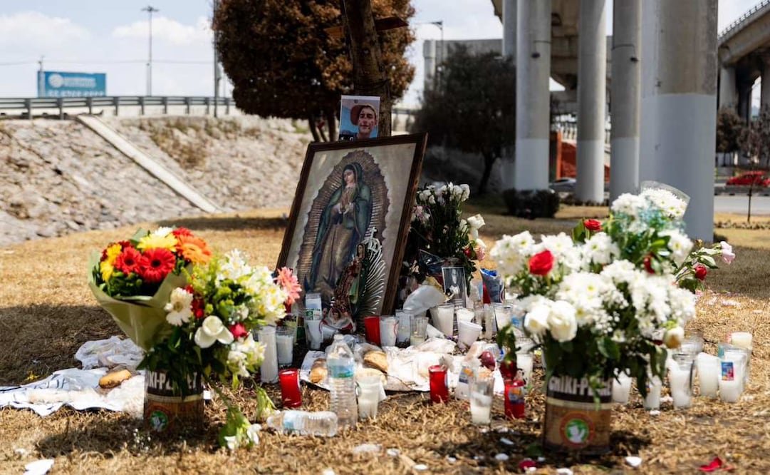 Crece memorial dedicado a las víctimas de explosión de pipa de gas en Iztapalapa. (14/09/2025) Foto: Hugo Salvador / EL UNIVERSAL