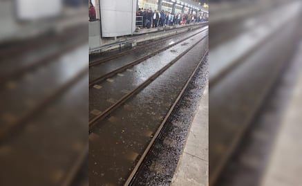 Lluvias provocan suspensión del servicio en el Tren Ligero; solo opera de Tasqueña a Estadio Azteca
