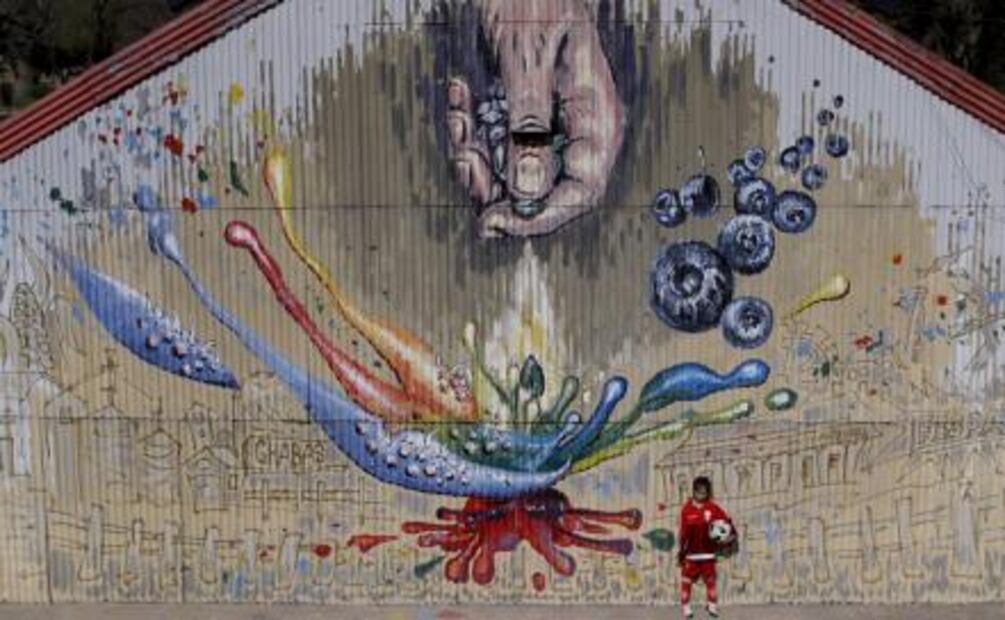 “Cande”, la niña argentina a la que le prohíben jugar futbol con niños