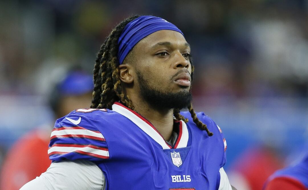 El juegos de los Bills sigue hospitalizado / FOTO: AP