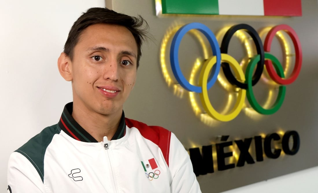Emiliano Hernández con gran orgullo e ilusión por portar la bandera de México en París 2024 FOTO: CARLOS MEJÍA - EL UNIVERSAL