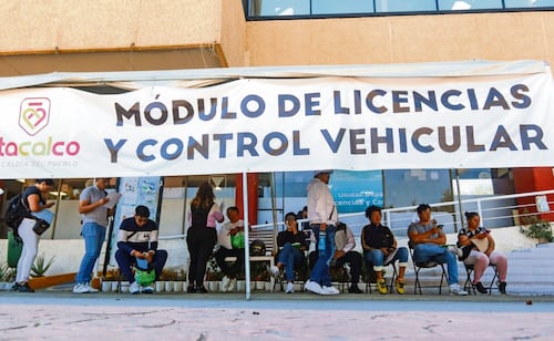 Semovi amplía atención en fines de semana;  habilita 13 módulos fijos y móviles para trámites vehiculares, conoce su ubicación