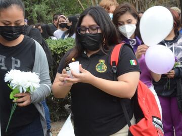 Debanhi no llegó a su primer día de clases presencial, compañeros de facultad le rinden homenaje