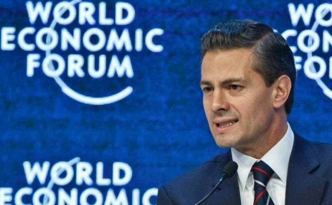 Peña Nieto speaks before the World Economic Forum. (Photo: AP)