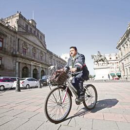 Hereda hasta el silbato de su abuelo