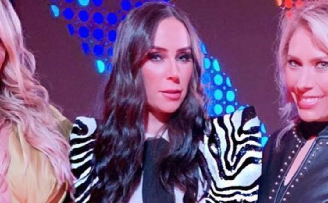 La conductora aprovechó para lucir su atuendo ultrafashionista. Foto: Instagram