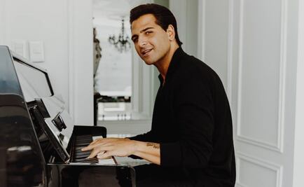 Carlo Meucci cuenta historias propias en baladas románticas