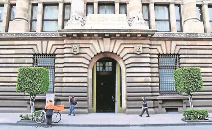 Banxico eleva tasa de interés a histórico 10%