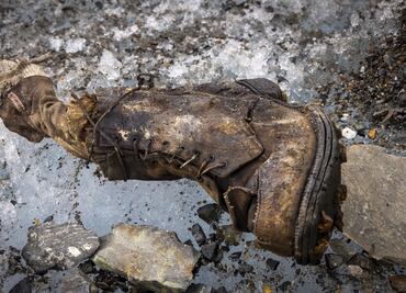 FOTOS: Hallan restos de uno de los primeros alpinistas en escalar el Everest; desapareció hace 100 años