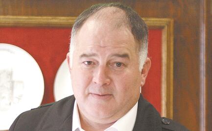 Periodistas se solidarizan con De Mauleón tras amenazas