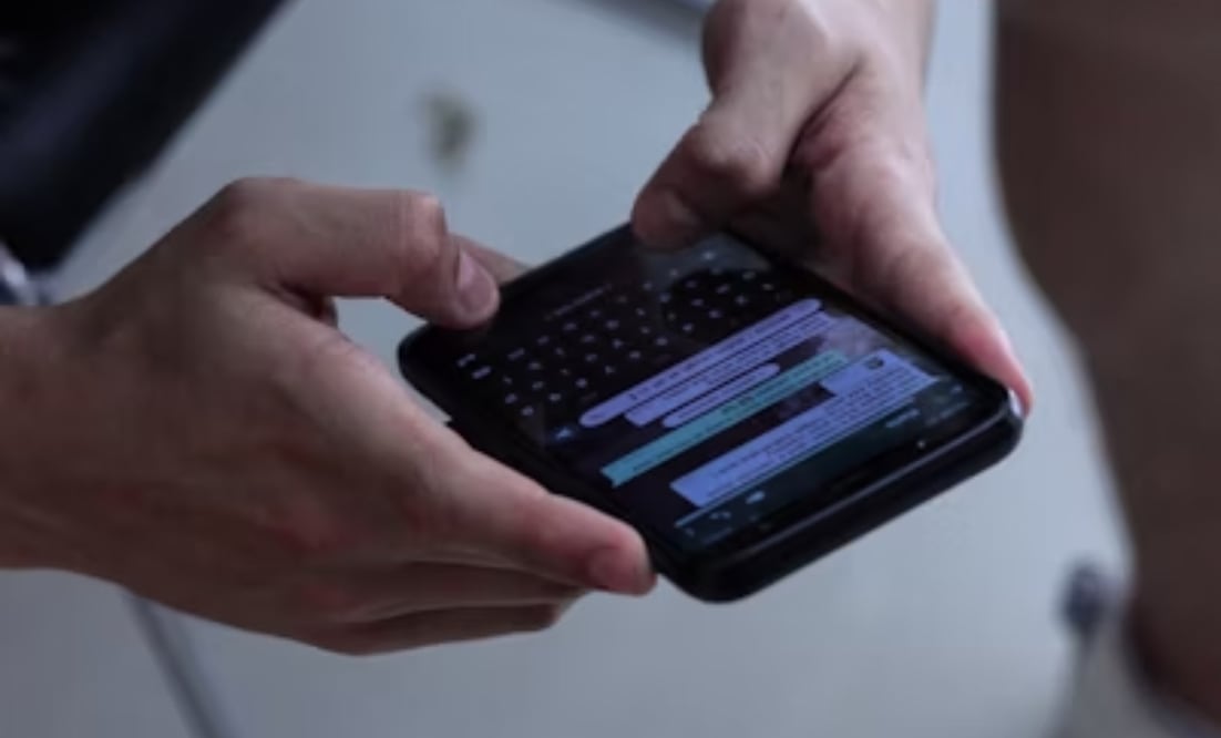 Paso a paso: cómo activar el modo invisible de WhatsApp. Imagen: Unsplash