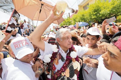 AMLO pide a Peña defender el TLCAN