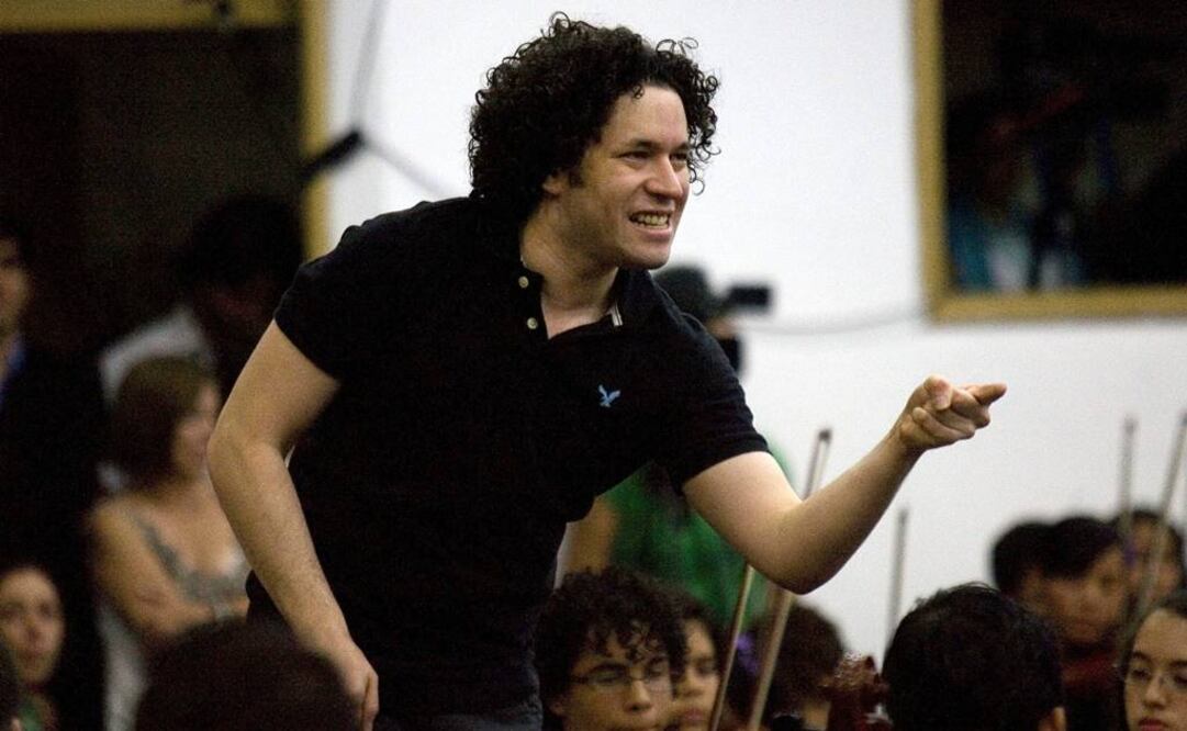 El venezolano será el segundo latinoamericano en dirigir un concierto seguido por televisión en todo el mundo cada 1 de enero. FOTO: Archivo/EFE.