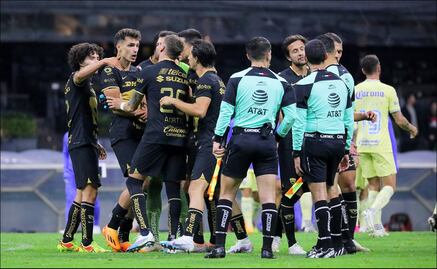 Juan Dinenno y 'Toto' Salvio explotan contra el arbitraje en el Clásico Capitalino: Pasaron cosas raras