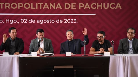 Colaboración de municipios, fundamental para desarrollo de Hidalgo: Menchaca