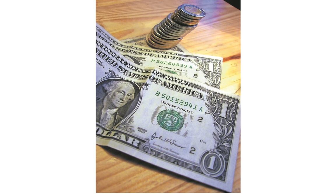 La fortaleza del peso se explica, en parte, por el retorno de capital golondrino. Foto: Archivo / EL UNIVERSAL