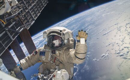 Rusia planea caminata espacial turística para 2023
